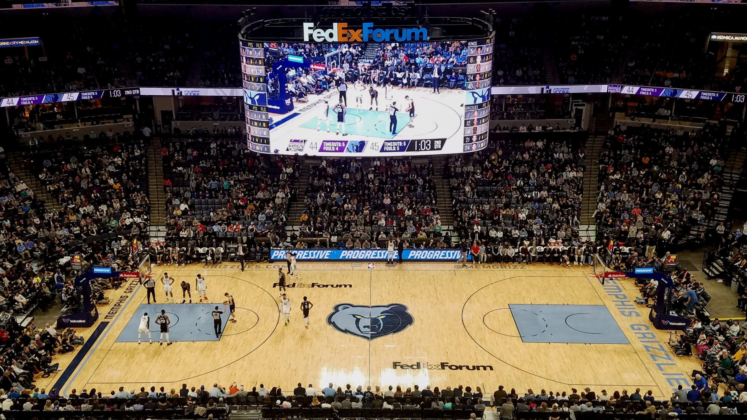 Memphis Grizzlies playing at the FedEx Forum